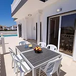 Villa suncity Boutique Beachfront